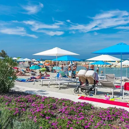 アパート Brijuni ポレッチ